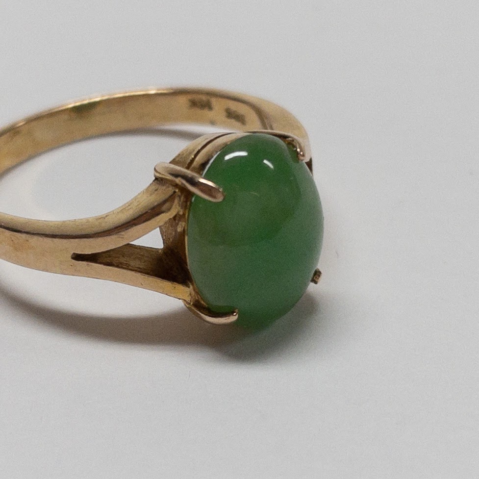 14K Gold and Green Stone Ring