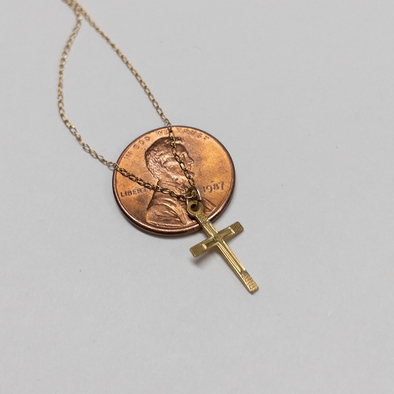 10K Gold Cross Pendant Necklace