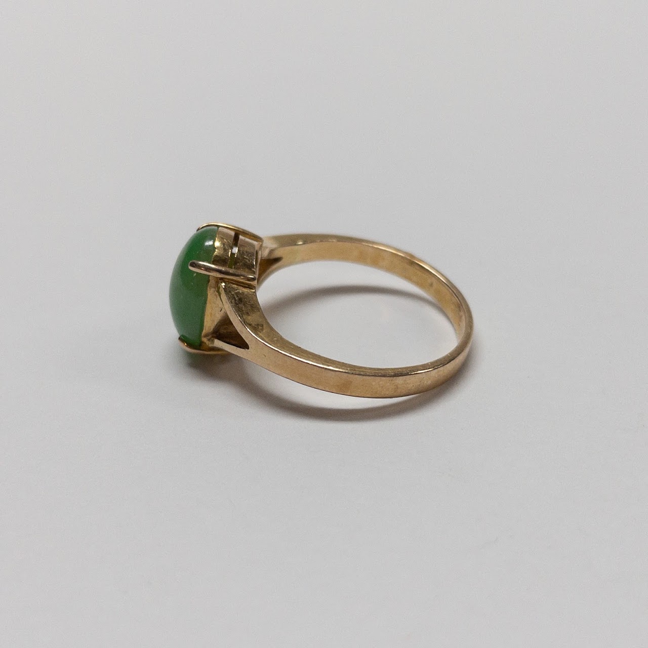 14K Gold and Green Stone Ring