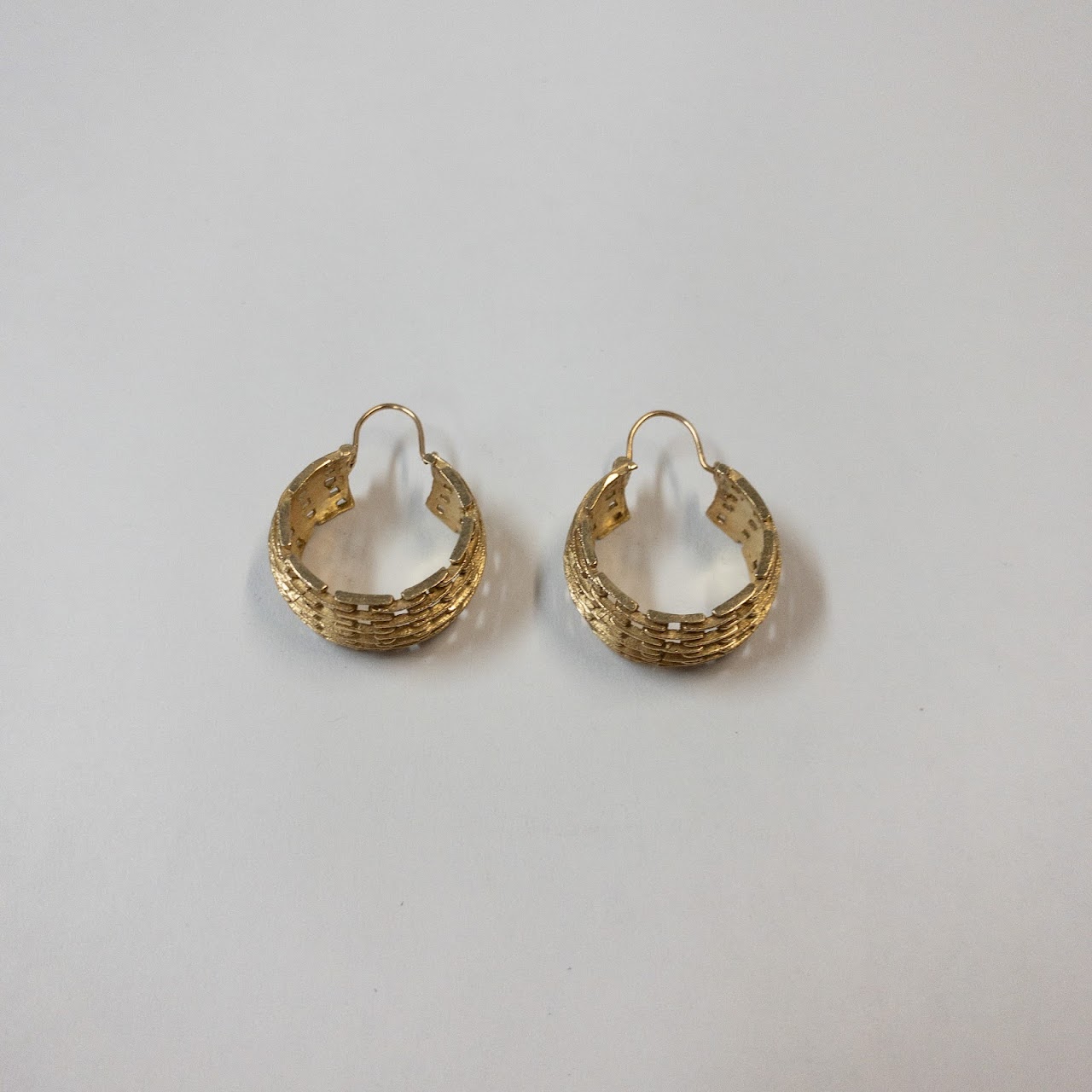 14K Gold Pierced Hoop Earrings