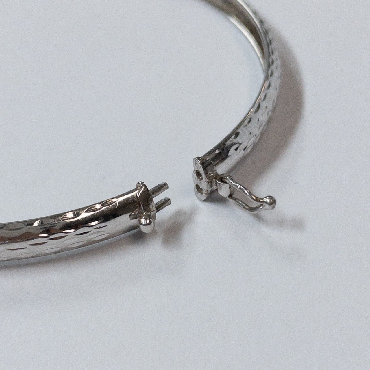 14K White Gold Bangle Bracelet