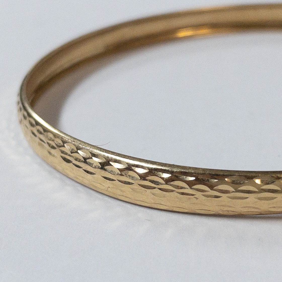 14K Yellow Gold Bangle Bracelet 2