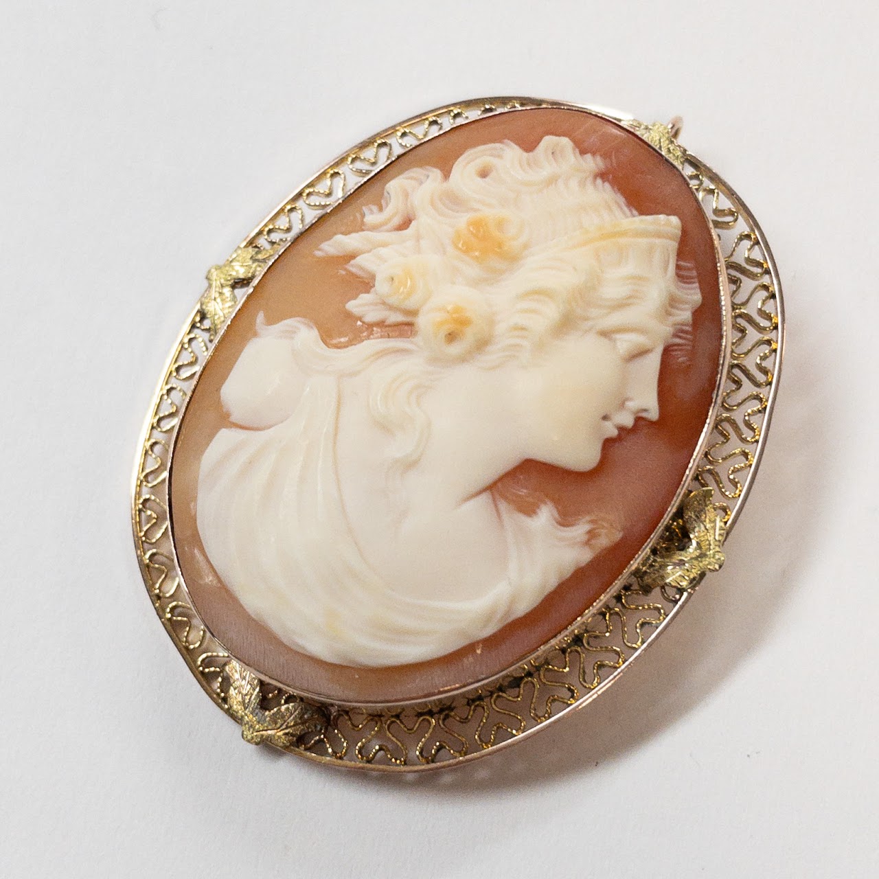 14K Gold & Shell Cameo Convertible Brooch  with Filigree Case