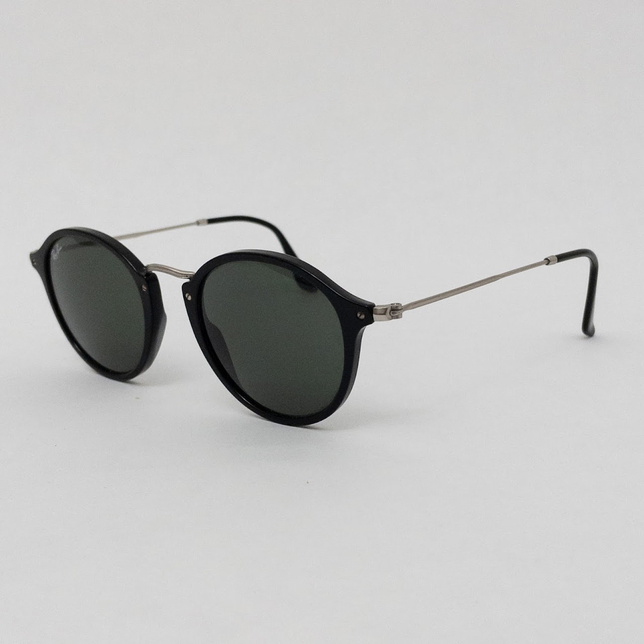 Ray- Ban Round Fleck Sunglasses