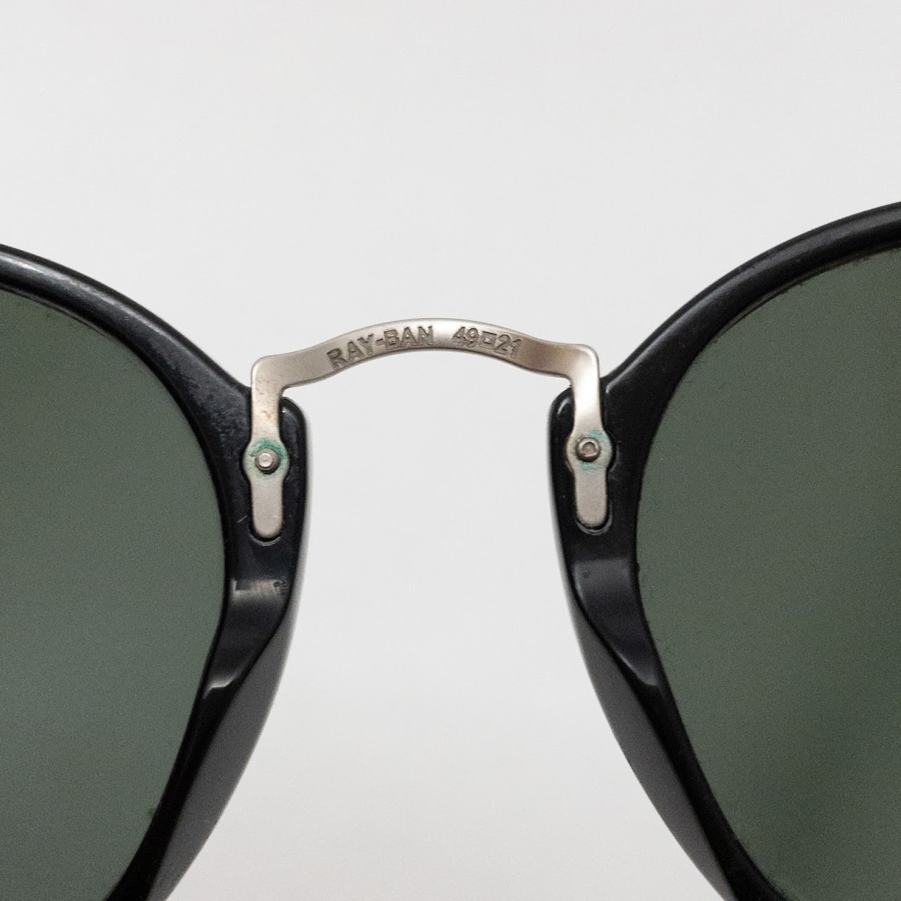 Ray- Ban Round Fleck Sunglasses