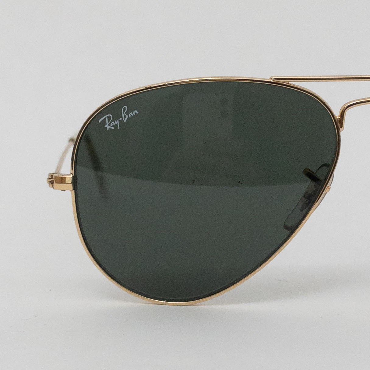 Ray-Ban Large Metal Aviator Sunglasses