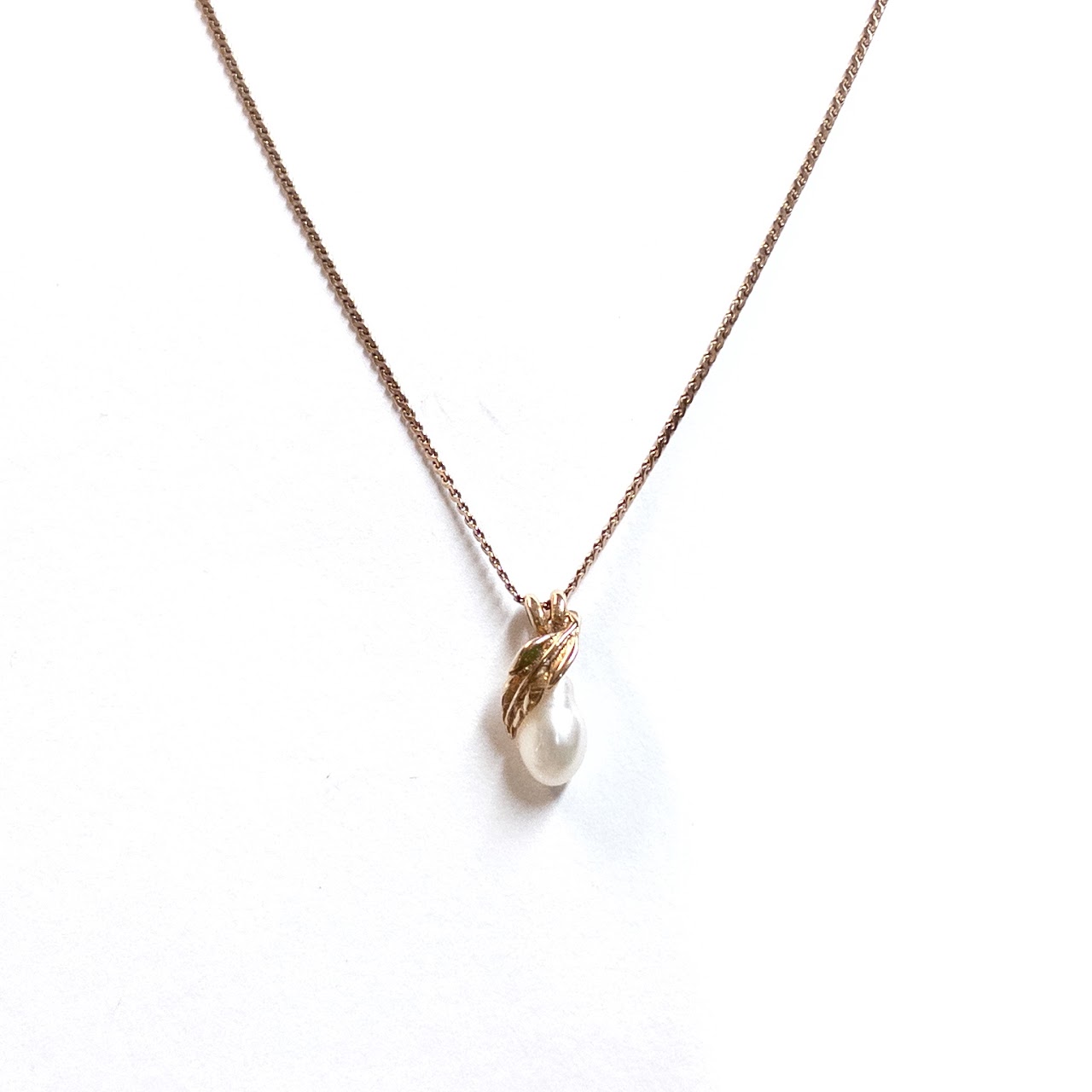 14K Gold Necklace and Pearl Pendant