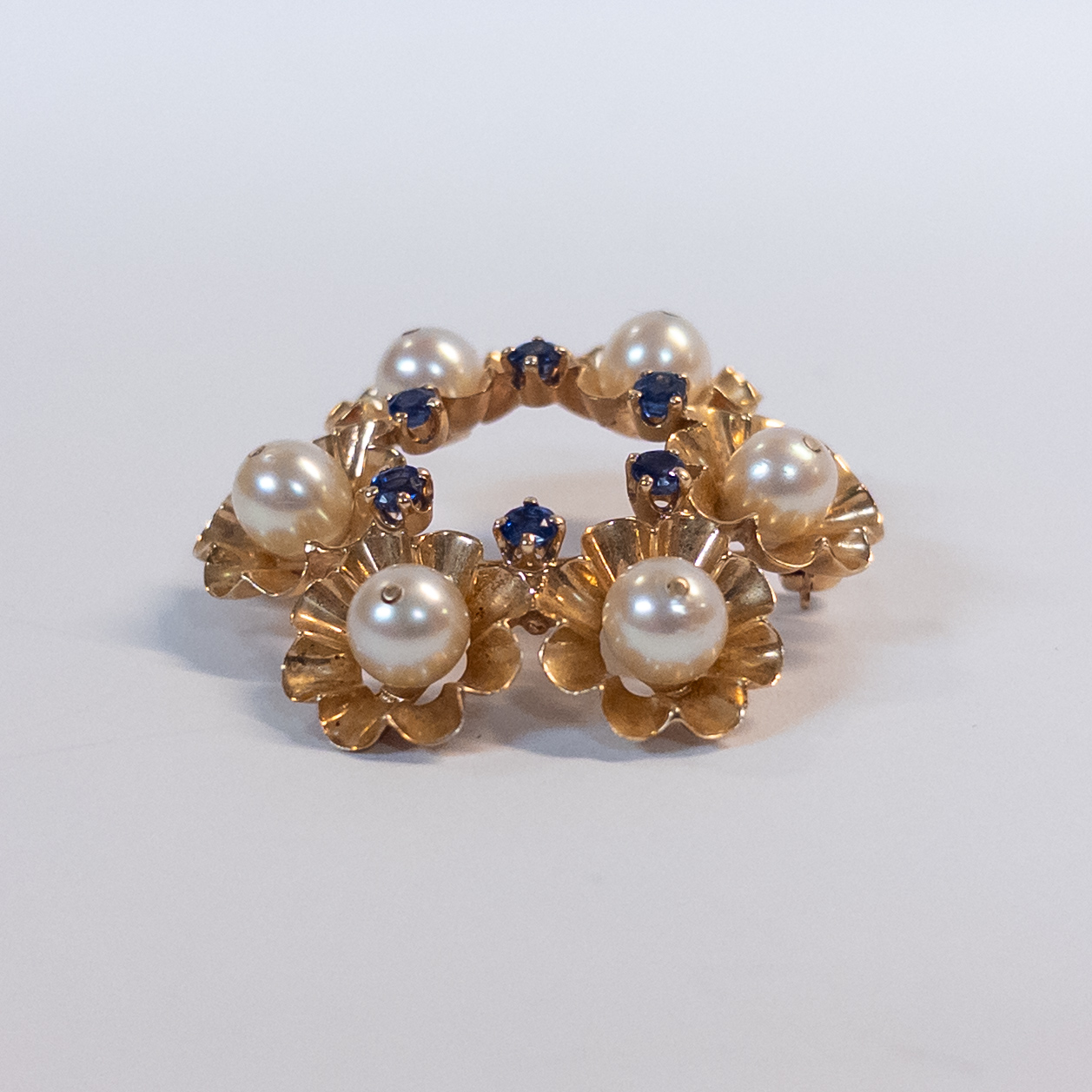 14K Gold Brooch with Pearls and Sapphires