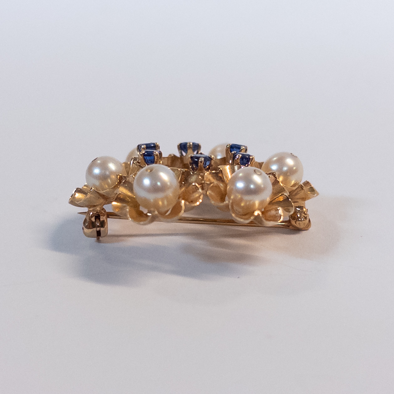 14K Gold Brooch with Pearls and Sapphires