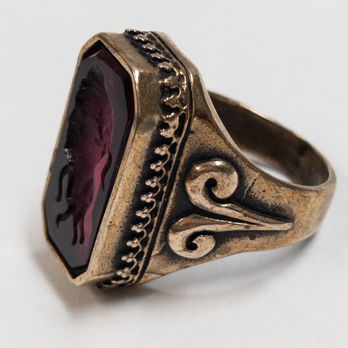 10K Gold Carved Intaglio Ring