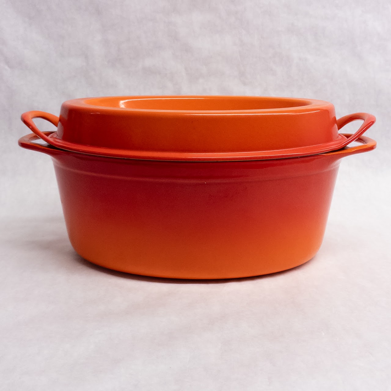 Le Creuset Enameled Cast Iron Doufeu Ovale #32