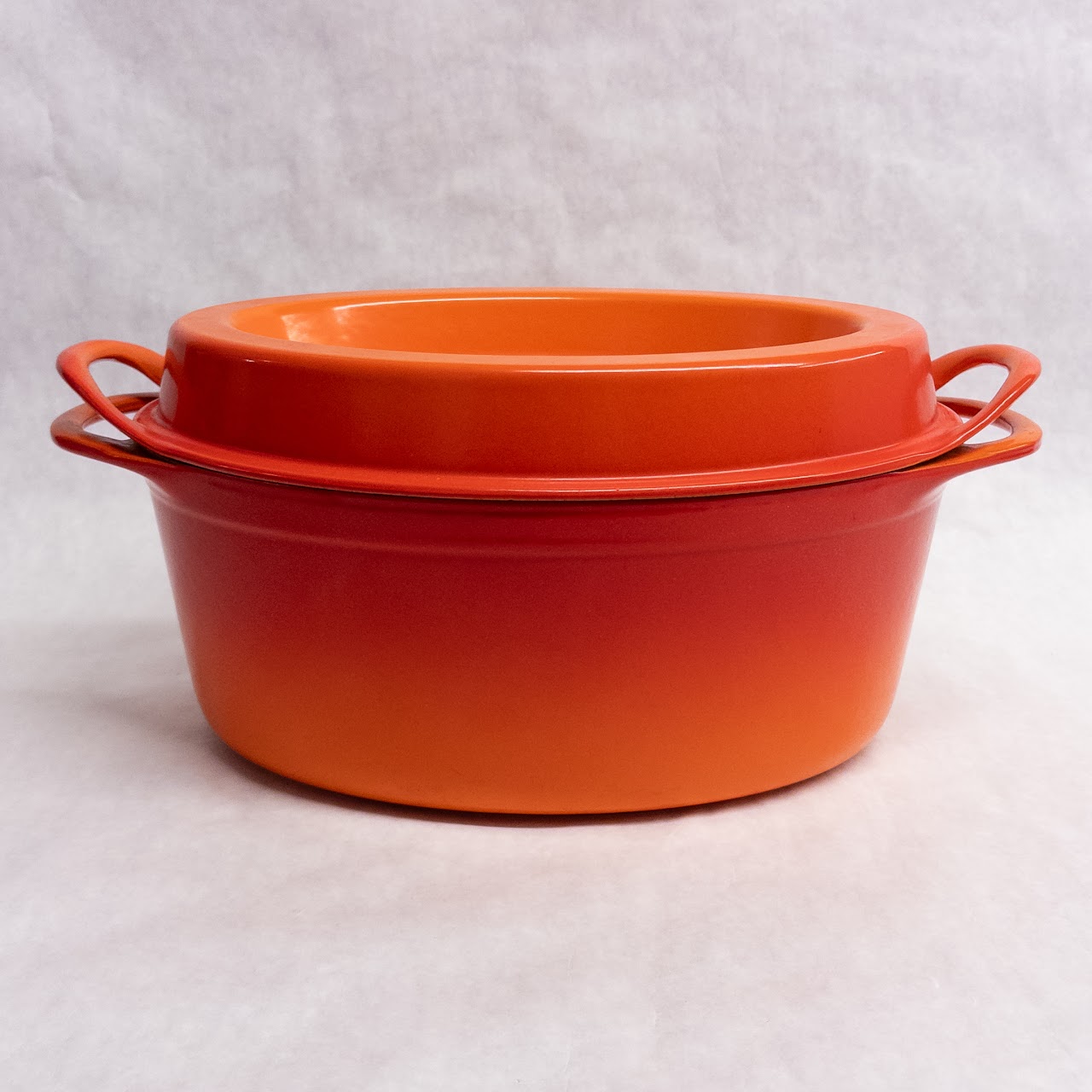 Le Creuset Enameled Cast Iron Doufeu Ovale #32