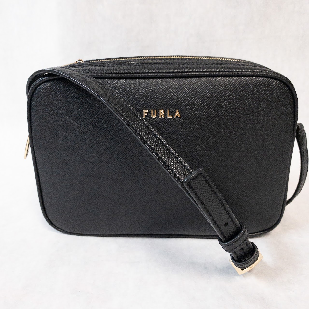 Furla Lilli Xl Double Zip Leather Crossbody Camera Bag