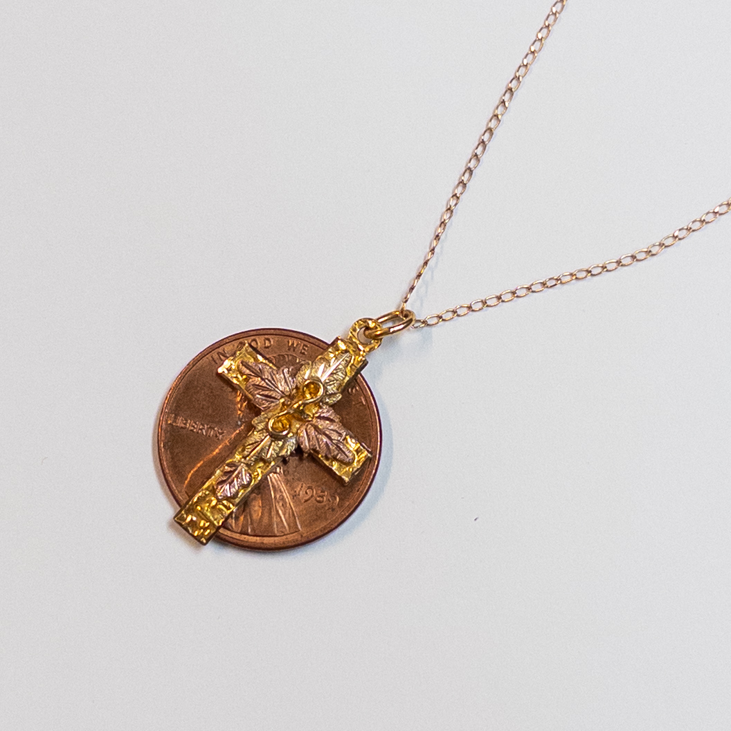 10K & 14K Gold Cross Pendant Necklace