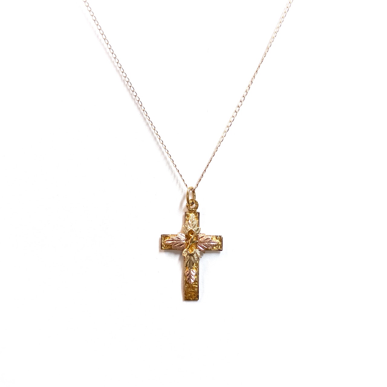 10K & 14K Gold Cross Pendant Necklace