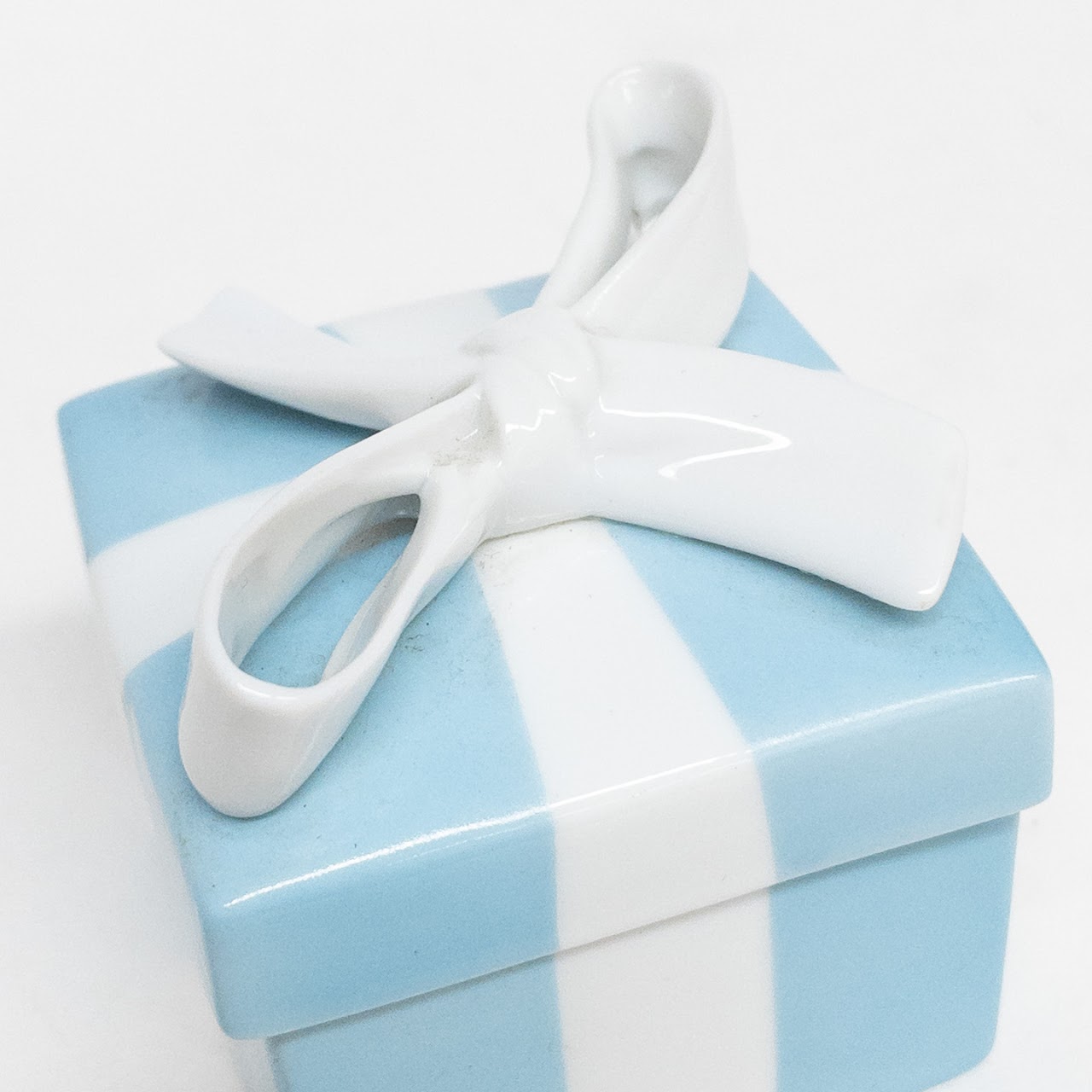 Tiffany & Co.Porcelain Trinket Box