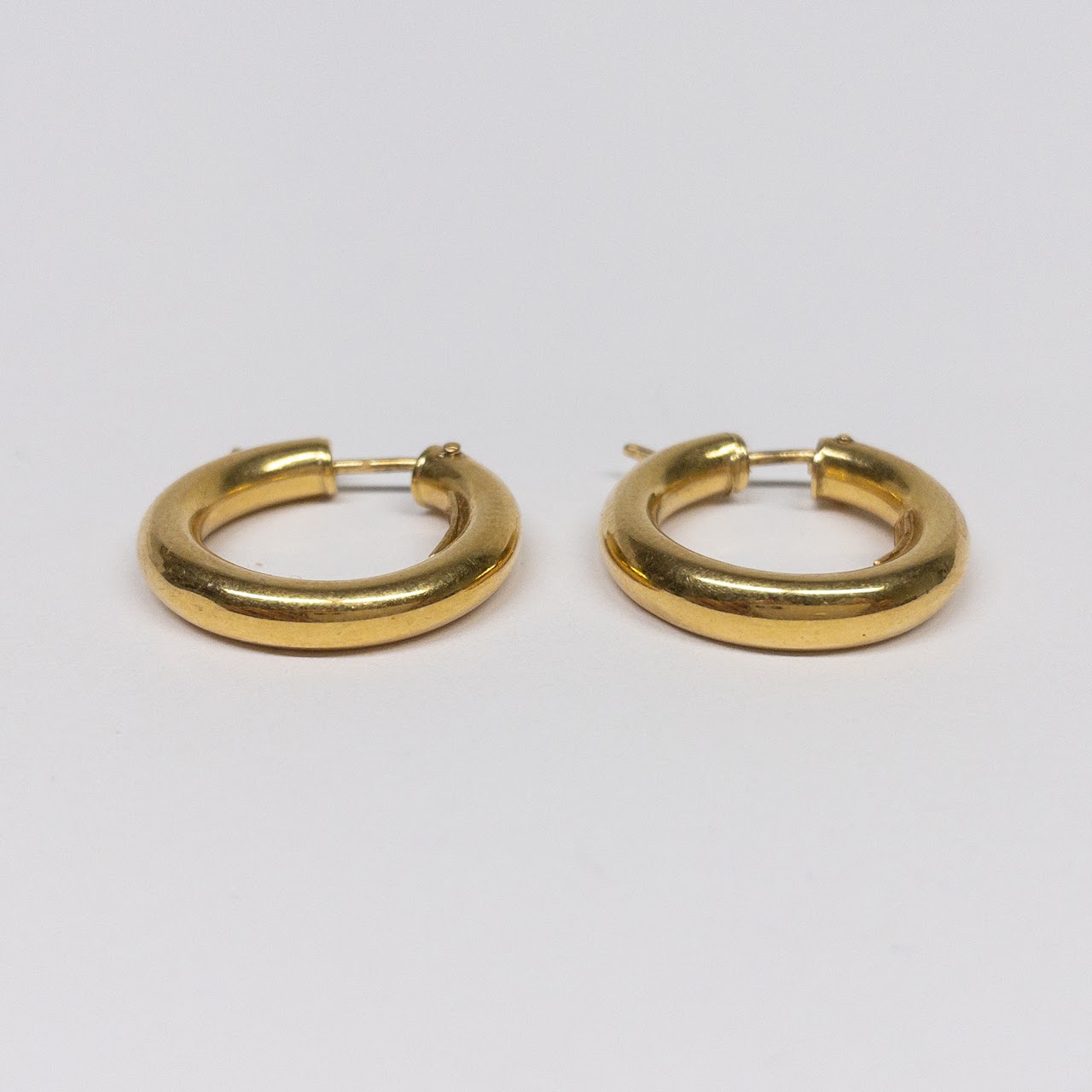 18K Gold Tubular Hoop Earrings