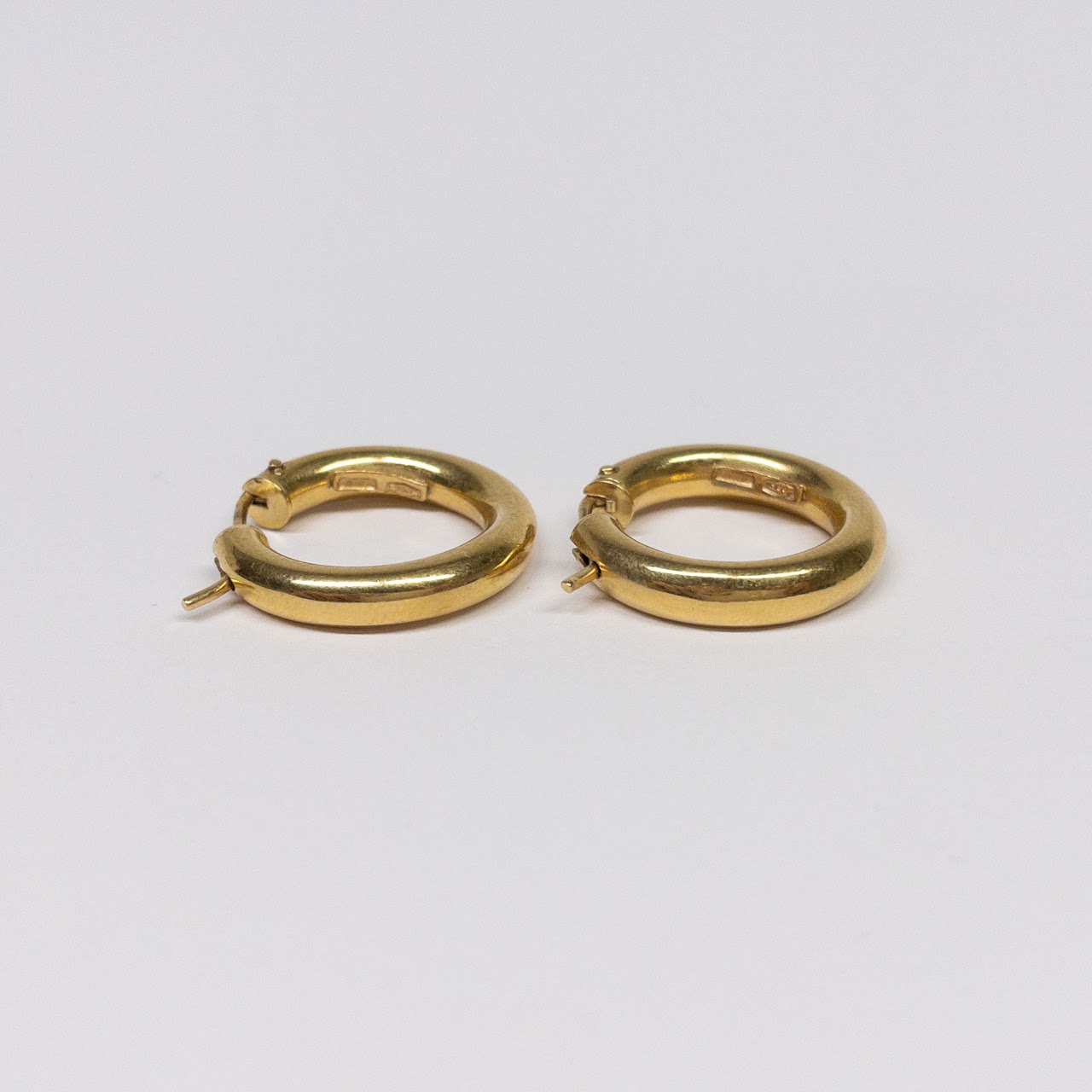 18K Gold Tubular Hoop Earrings