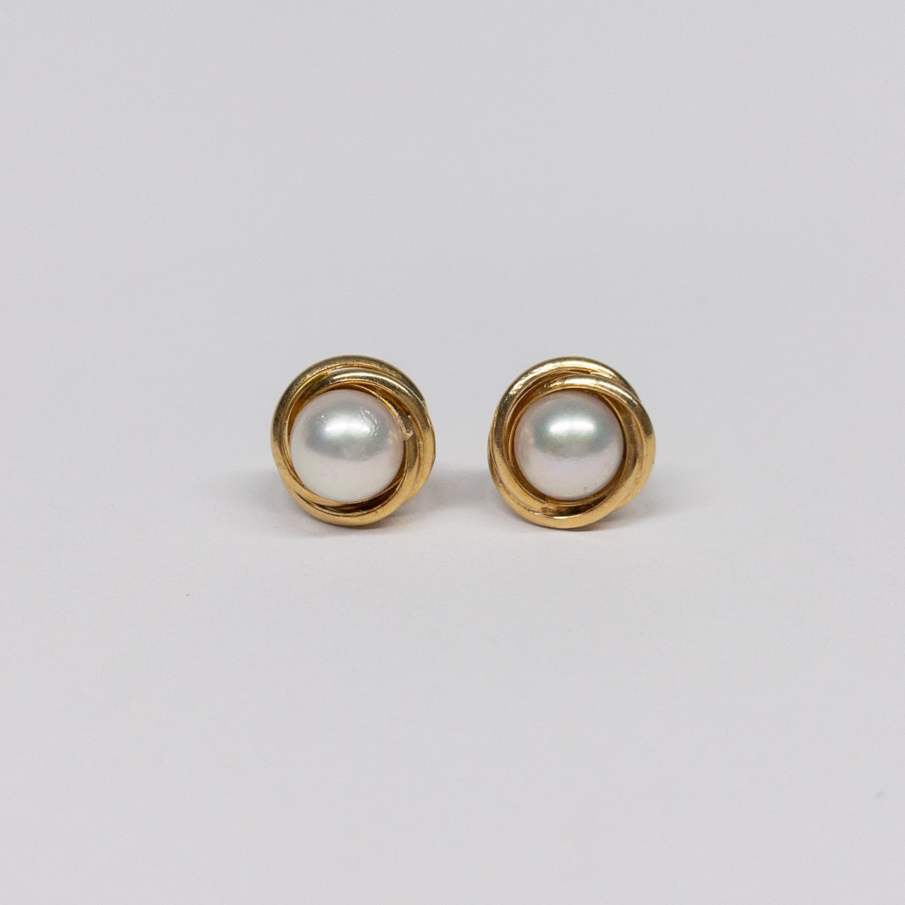 18K Gold and Pearl Stud Earrings