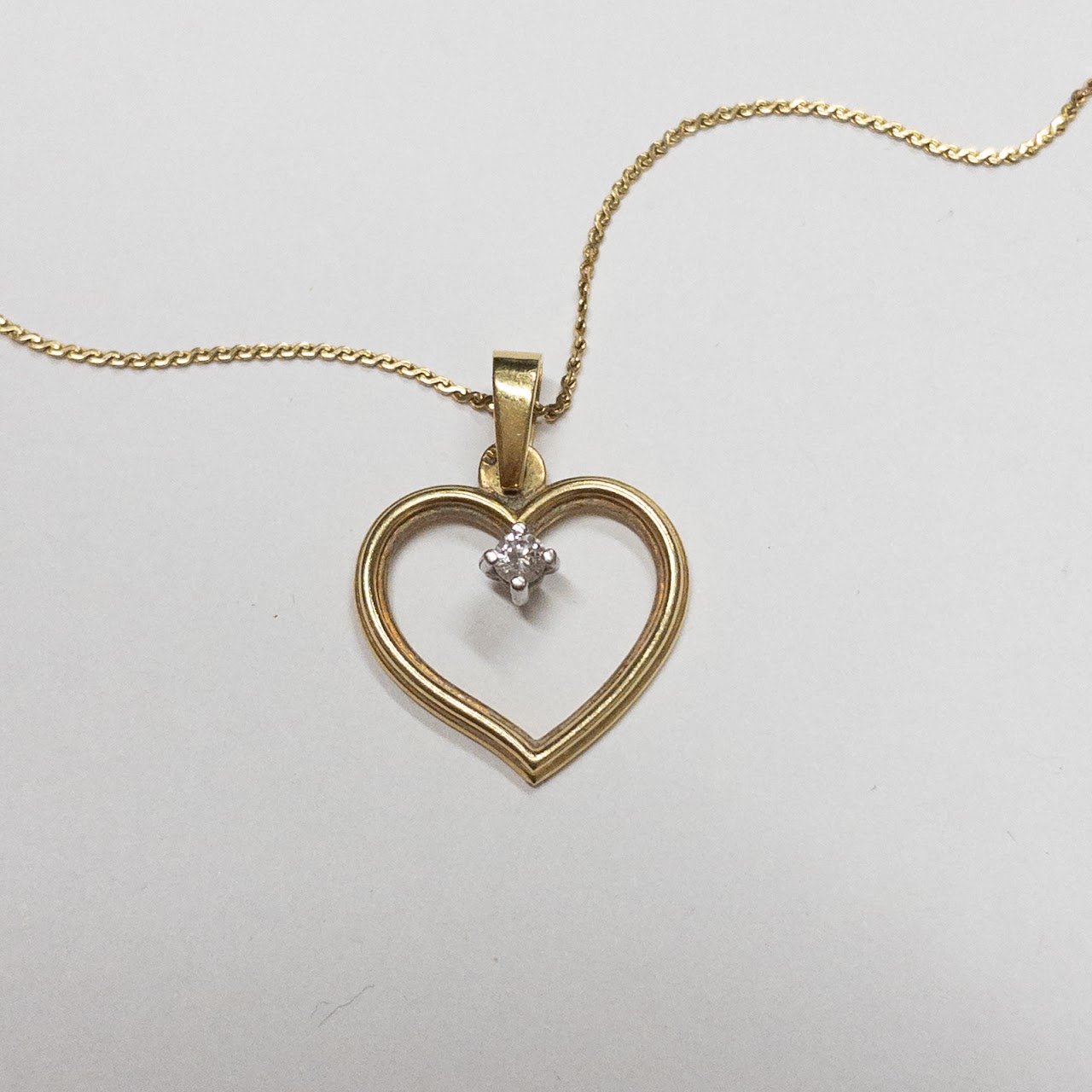 18K Gold & Diamond Heart Pendant
