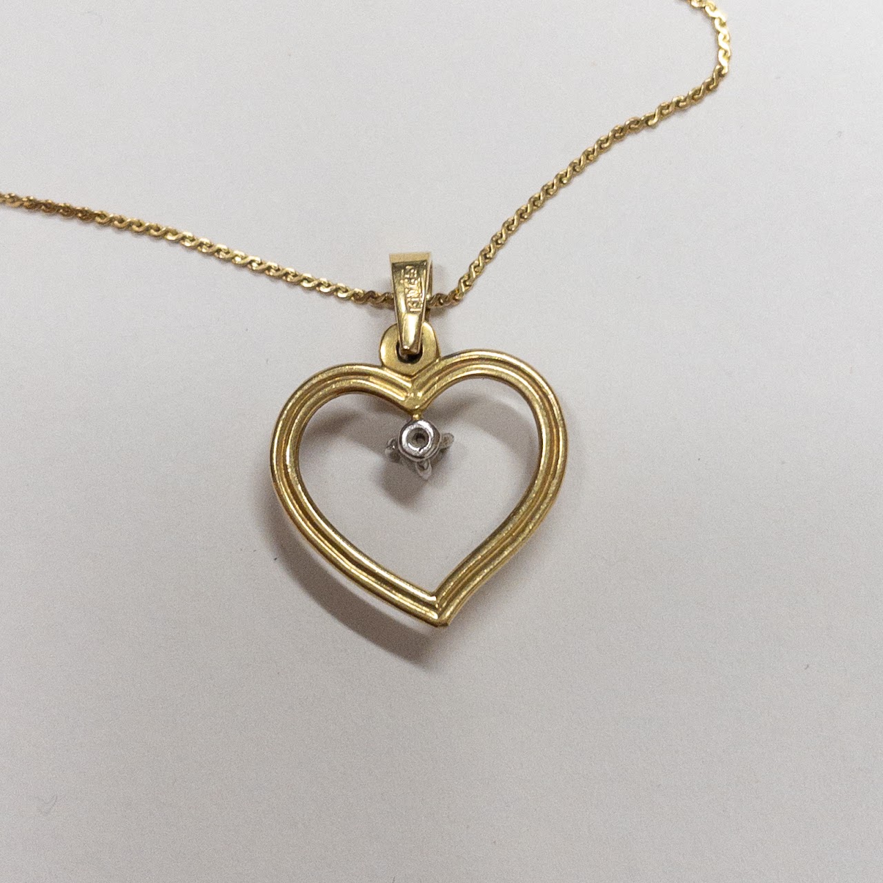 18K Gold & Diamond Heart Pendant
