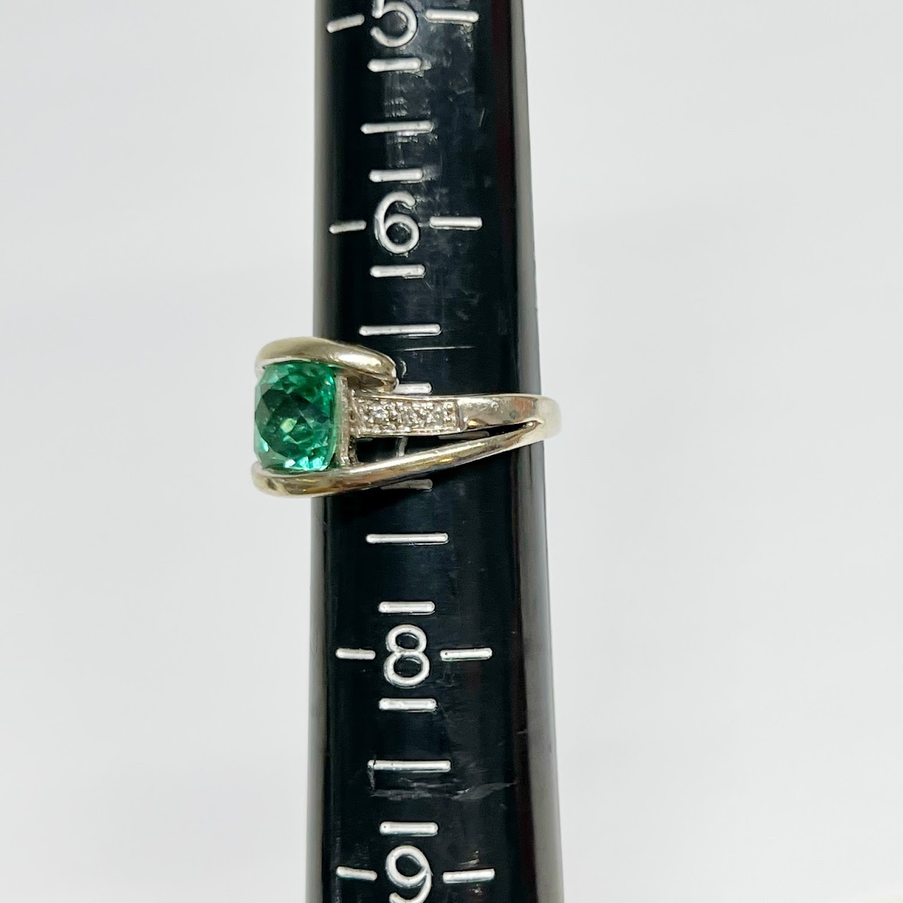 10K White Gold, Green Stone, and Diamond Ring