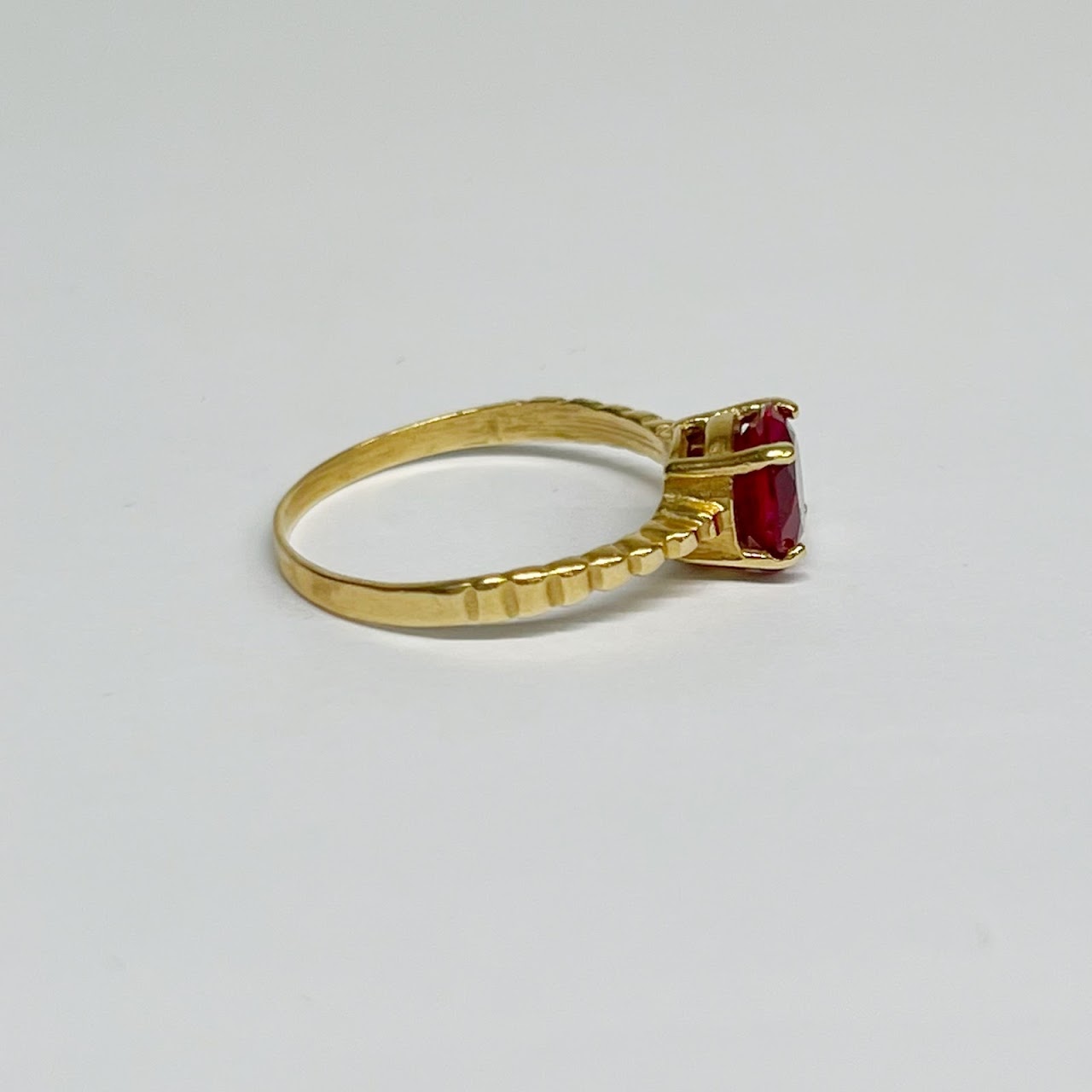 14K Gold and Red Stone Ring