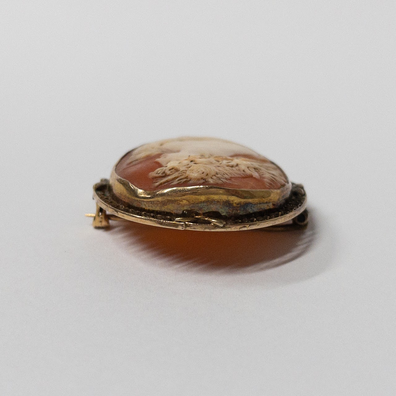 14K Gold Shell Cameo Brooch