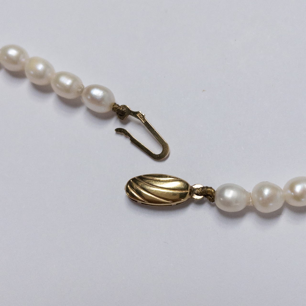 10K Gold & Pearl Strand Choker Necklace