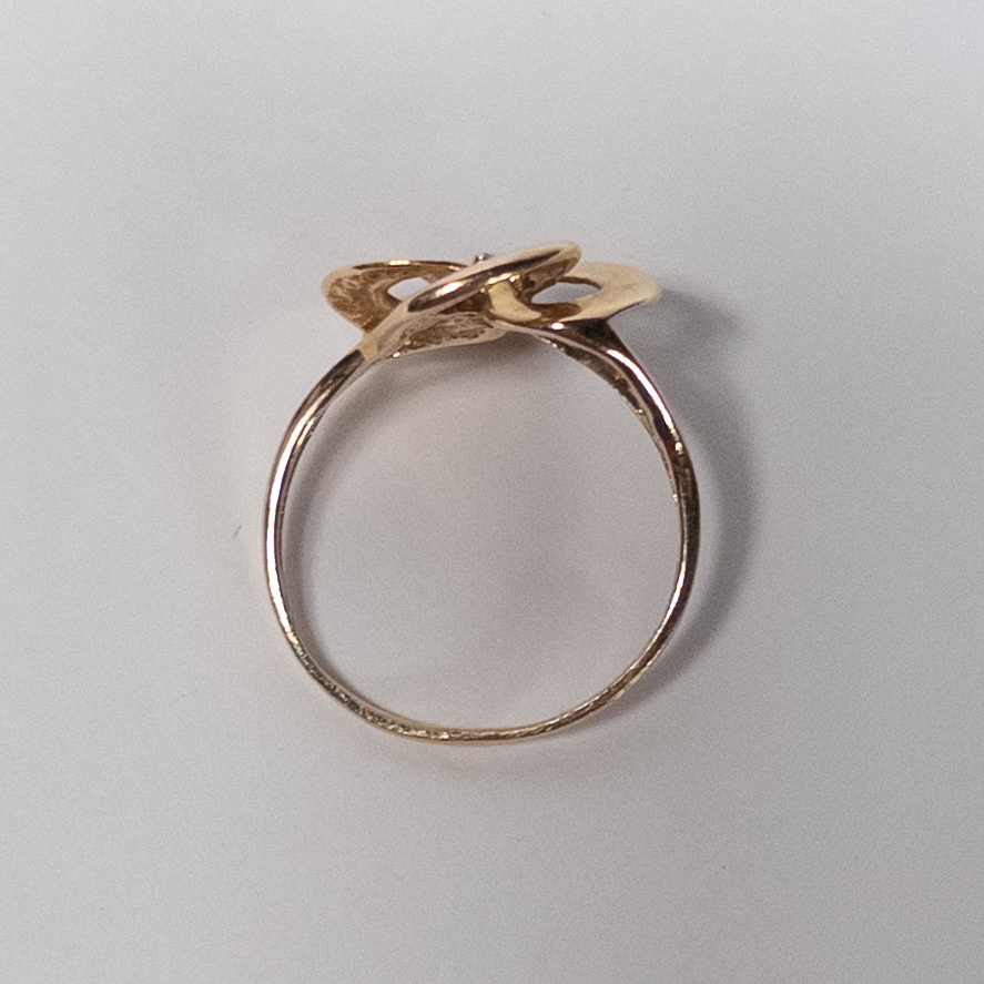 14K Gold Interlocking Circles Ring with Tiny Diamond Center