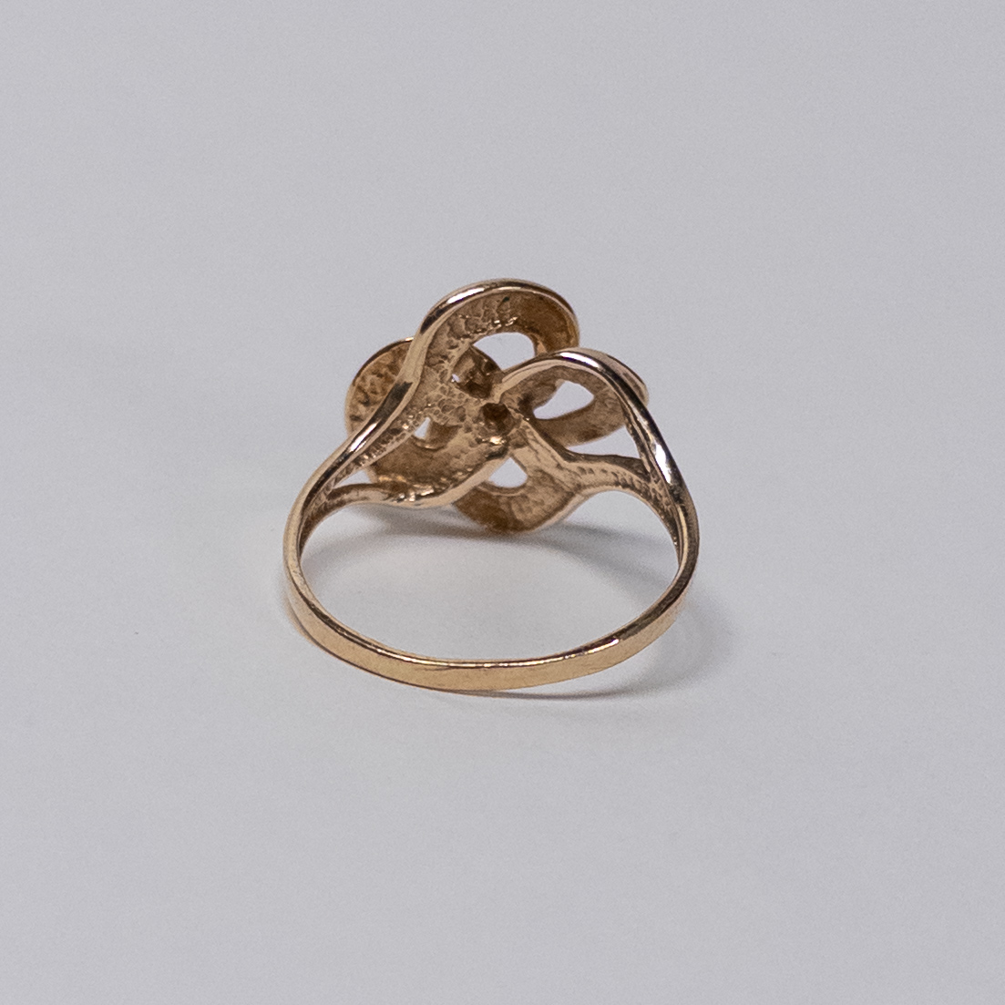 14K Gold Interlocking Circles Ring with Tiny Diamond Center