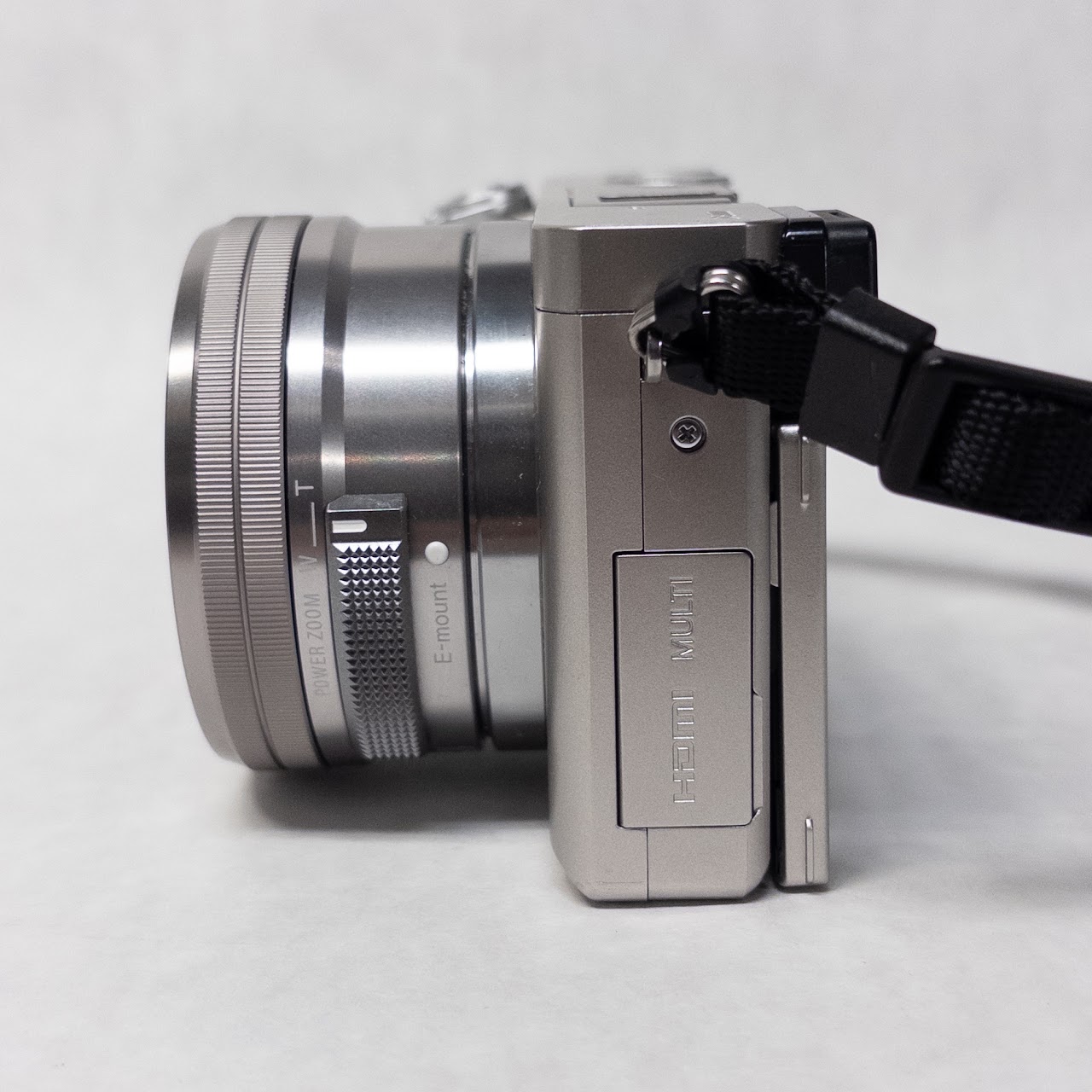 Sony Alpha 6000 APS-C Interchangeable Lens Camera