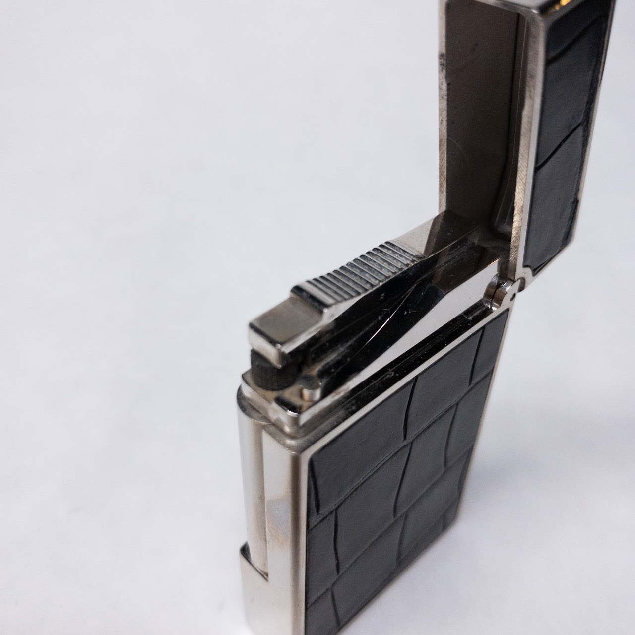 S.T. Dupont Black Alligator Lighter