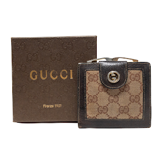 Gucci Vintage Bi-Fold Wallet With Snap Closure Coin Purse