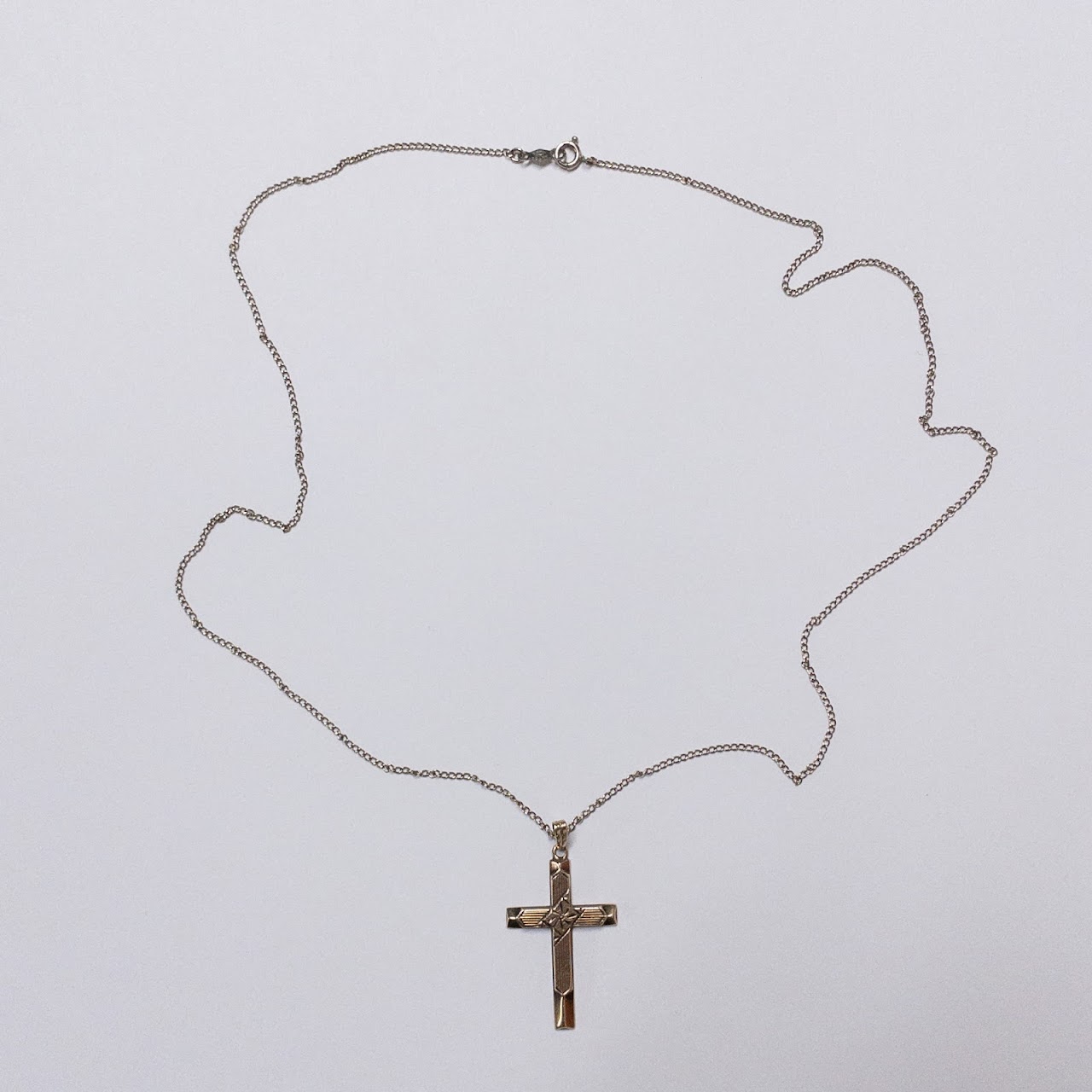 14K Gold Cross Pendant Necklace