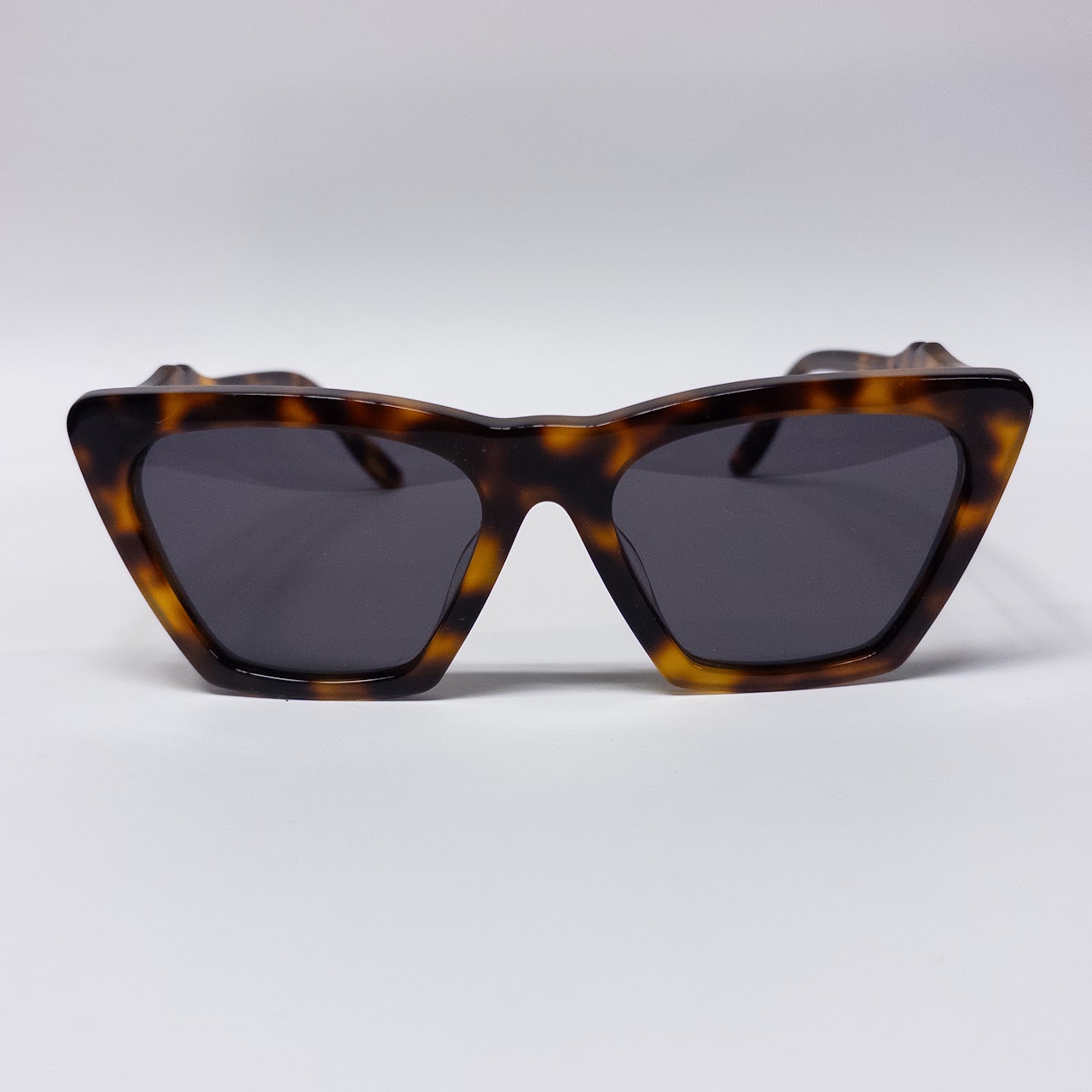 Illesteva Lisbon Havana Tortoiseshell Sunglasses