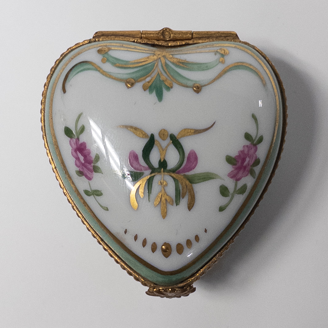 Limoges Hand-Painted Porcelain Heart Trinket Box