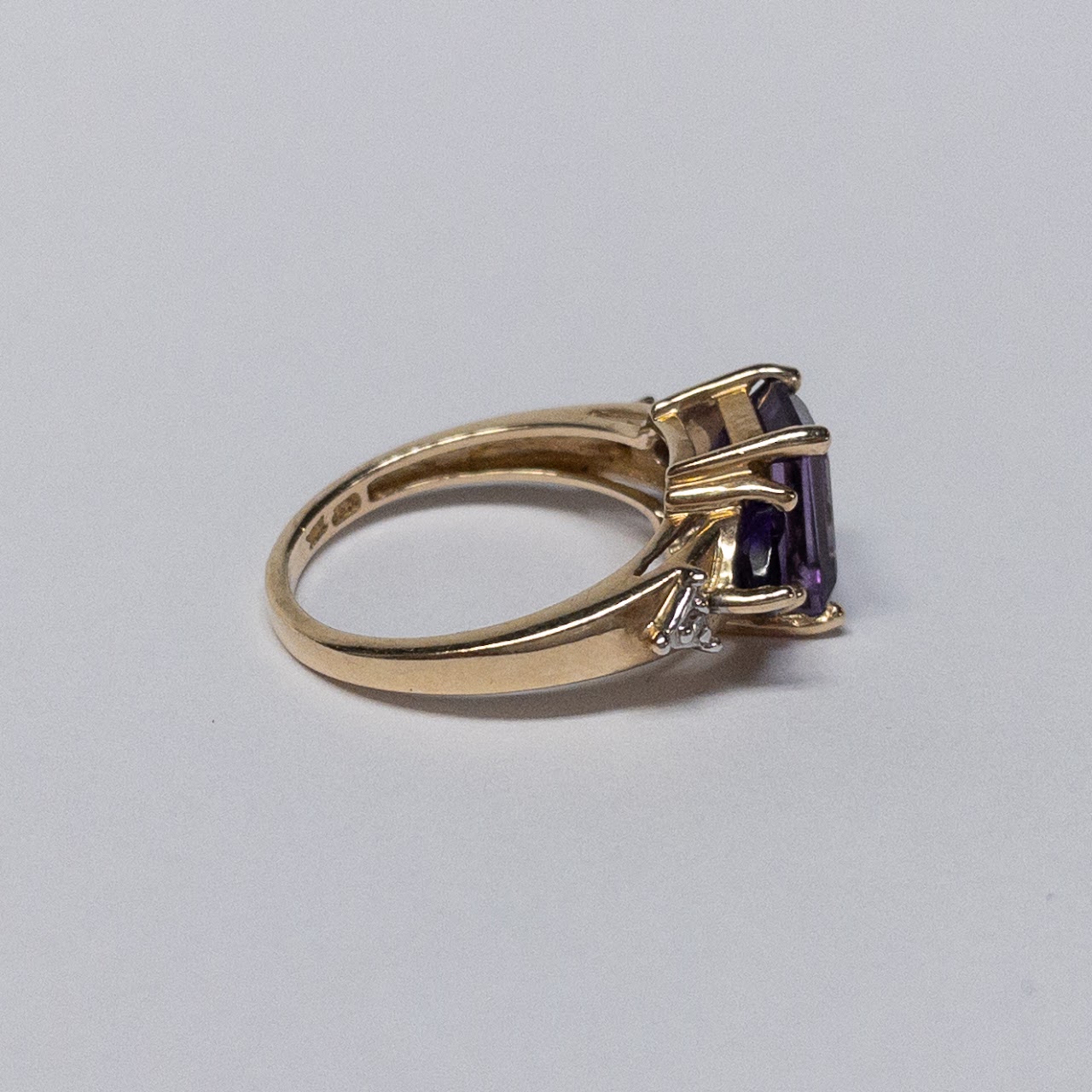 10K Gold & Amethyst Ring