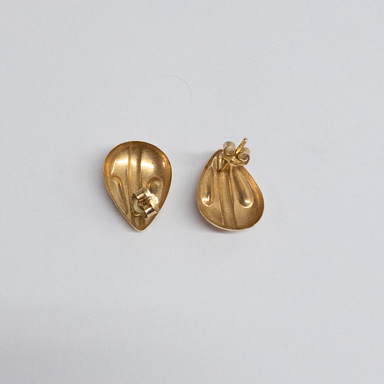 14K Gold Teardrop Earrings