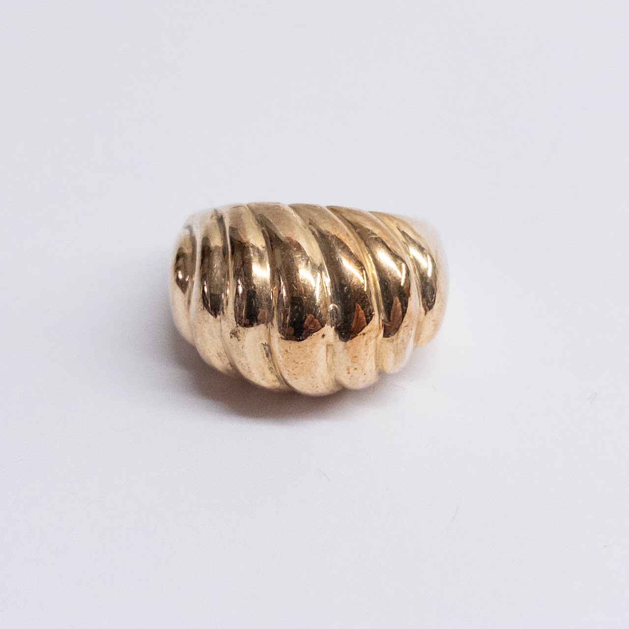 14K Gold Wave Ridged Ring