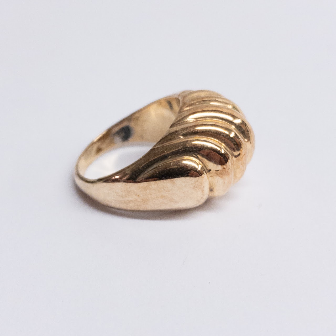 14K Gold Wave Ridged Ring