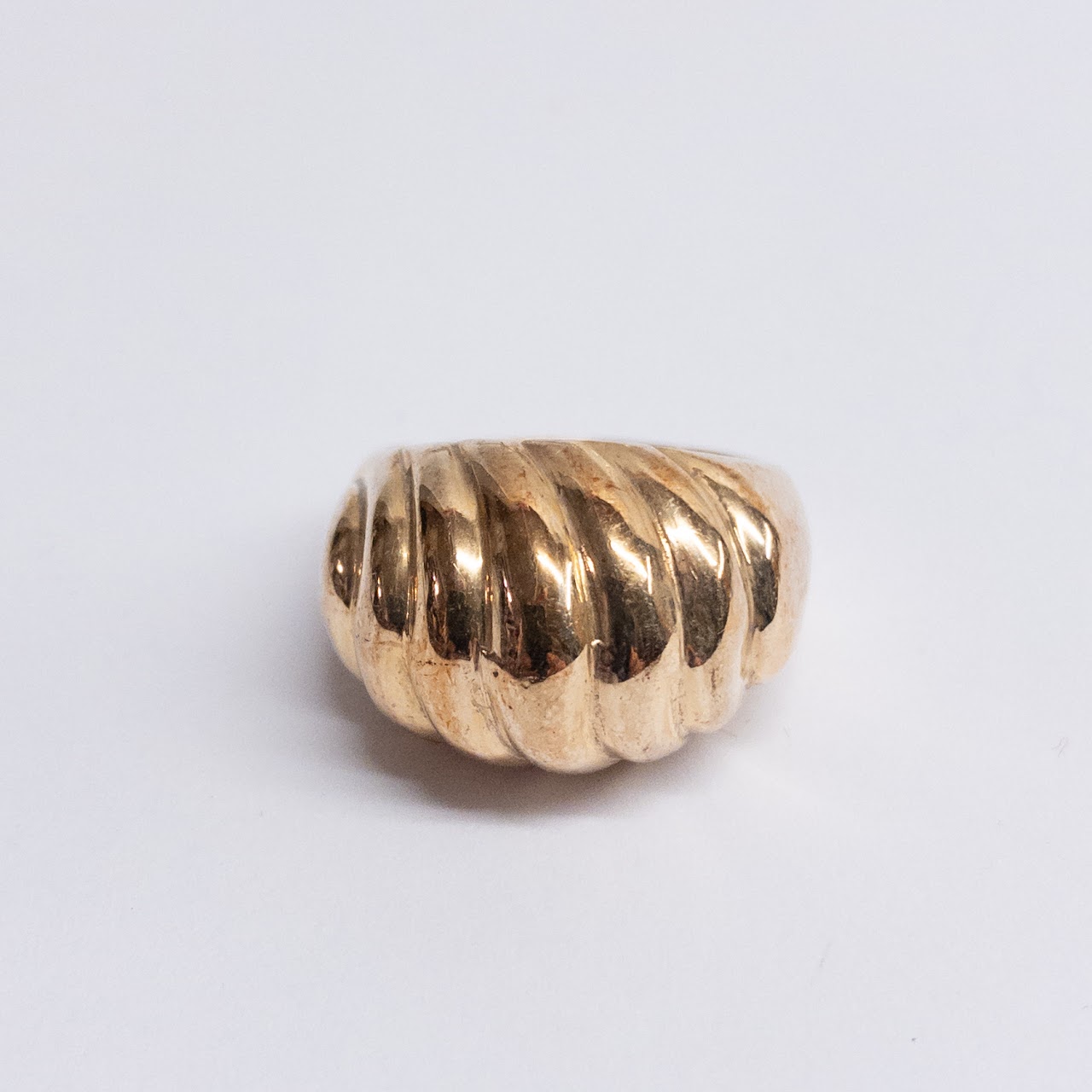 14K Gold Wave Ridged Ring