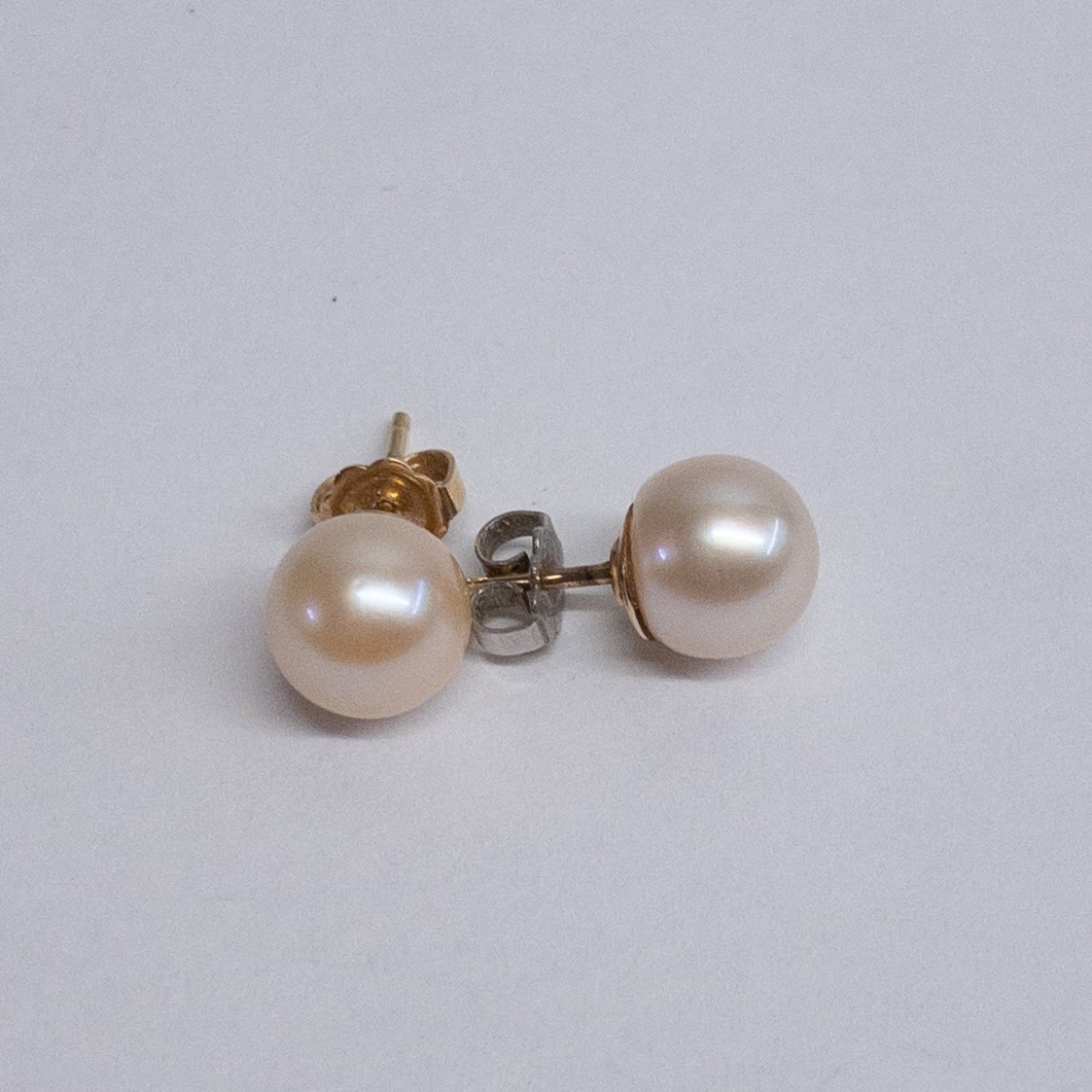 14K Gold Pearl Stud Earrings