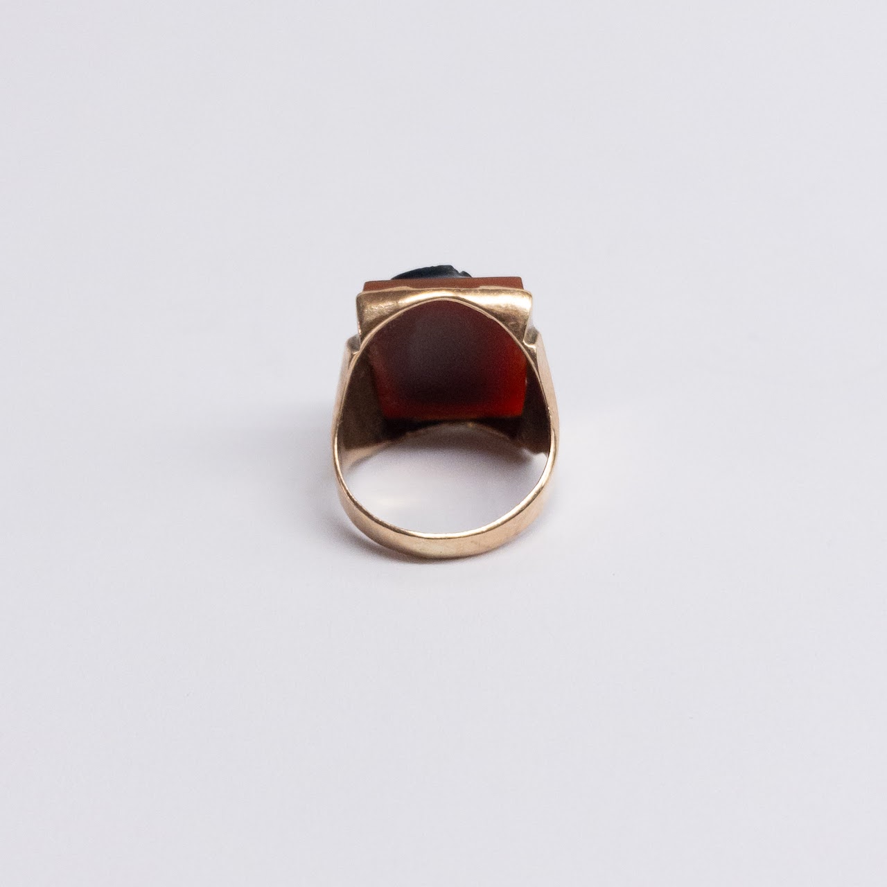 10K Gold and Sardonyx Cameo Ring