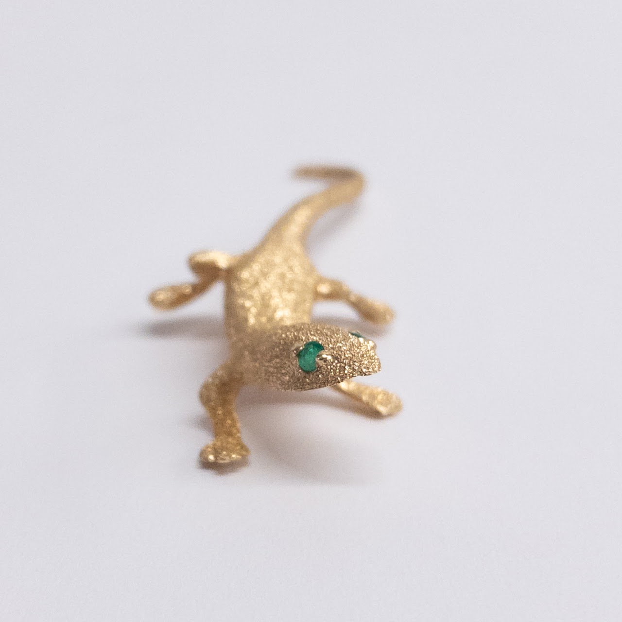 14K Gold and Green Stone Lizard Brooch