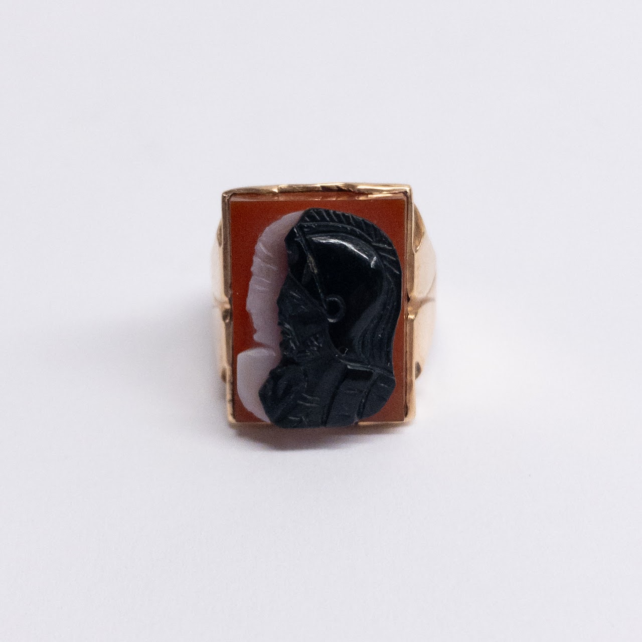 10K Gold and Sardonyx Cameo Ring