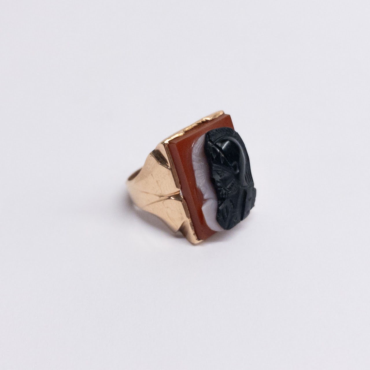 10K Gold and Sardonyx Cameo Ring