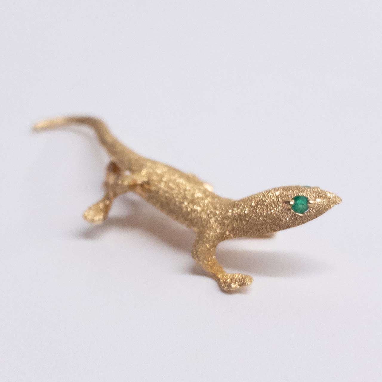 14K Gold and Green Stone Lizard Brooch