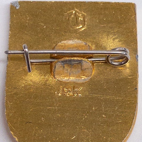 10K Gold Mockba Lapel Pin