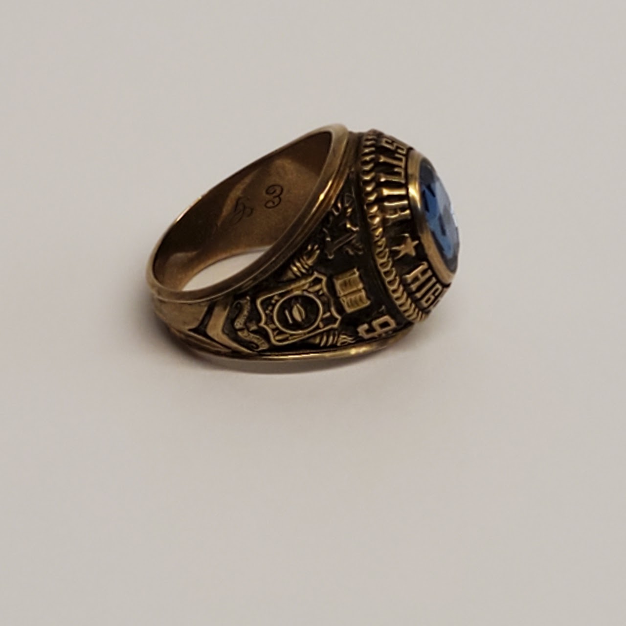 10K Gold Hillside HS 1972 Class Ring